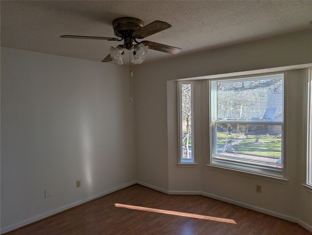 2055 Riverlawn, Houston, TX 77339