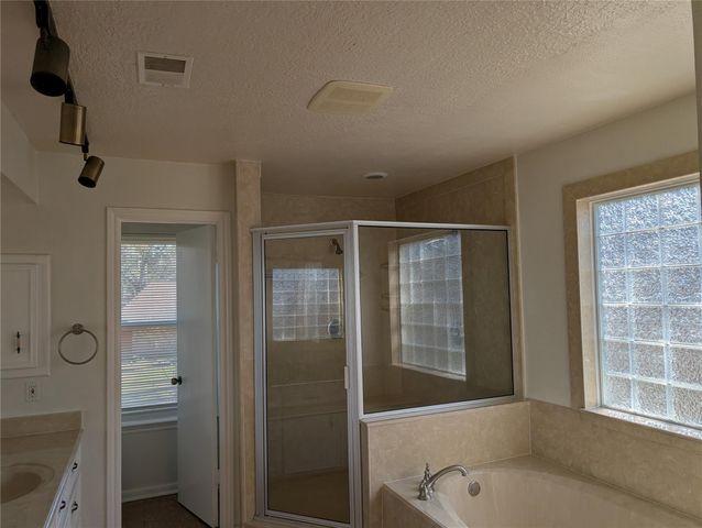 2055 Riverlawn, Houston, TX 77339