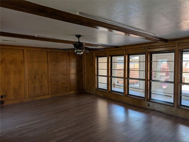 2055 Riverlawn, Houston, TX 77339