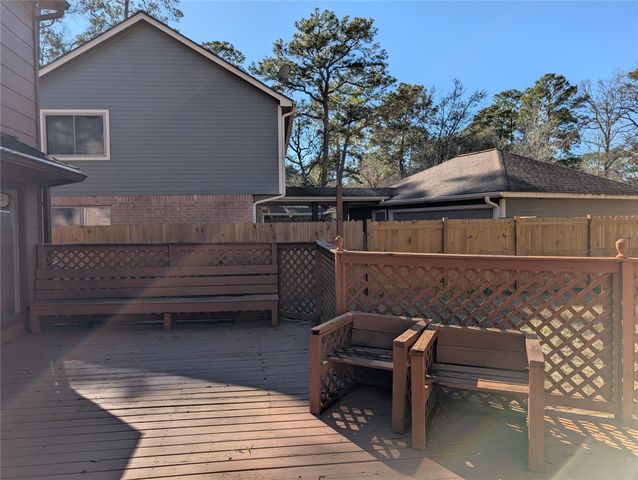 2055 Riverlawn, Houston, TX 77339