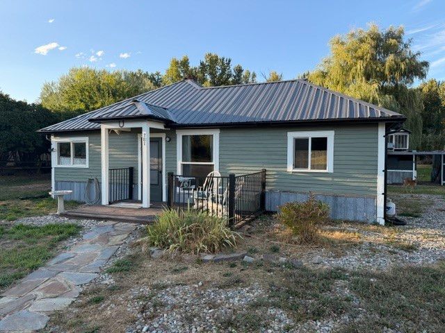 781 E 5th Street, Libby, MT 59923 property photo