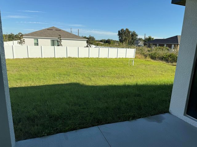 2614 W 70th Street, Lehigh Acres, FL 33971