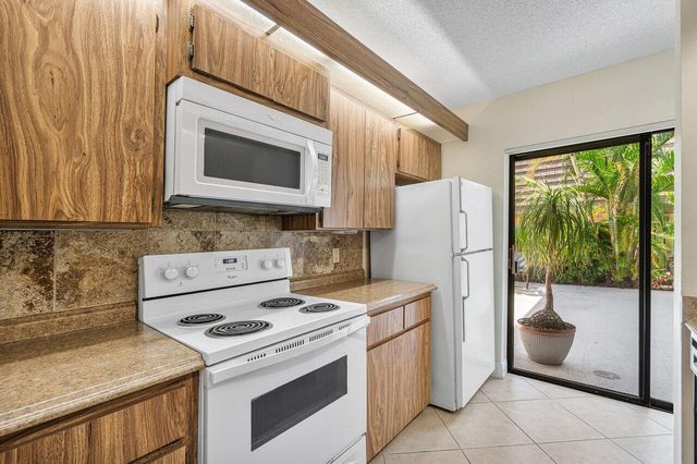 1619 16th Court 26, Jupiter, FL 33477