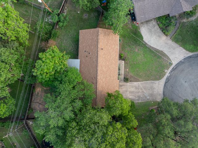 8203 Easter CV, Austin, TX 78757