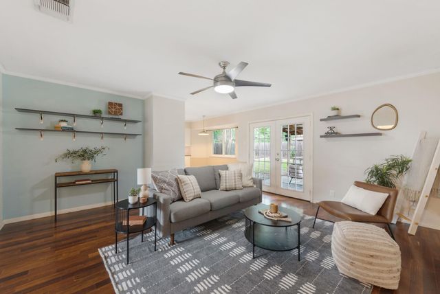 8203 Easter CV, Austin, TX 78757