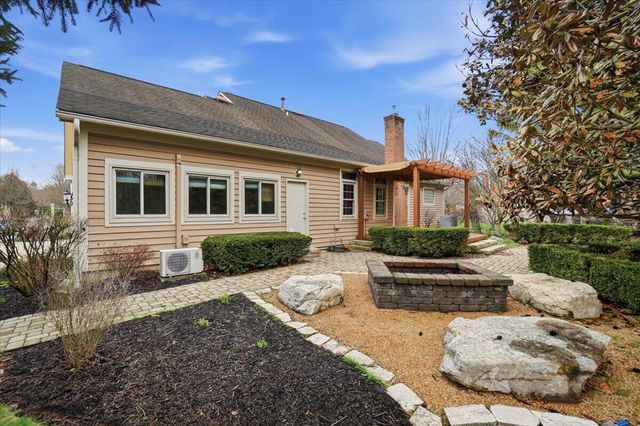 7894 Windsor Avenue NW, Canal Winchester, OH 43110