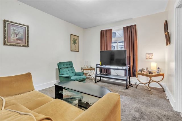 1233 Kenneth Avenue, Arnold, PA 15068