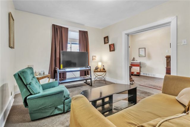 1233 Kenneth Avenue, Arnold, PA 15068