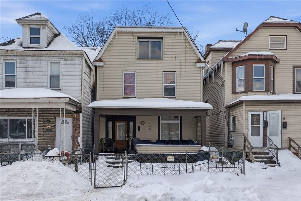 1233 Kenneth Avenue, Arnold, PA 15068