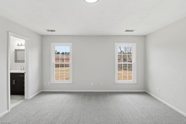 2628 Roundtree CIR, Chesapeake, VA 23323