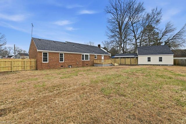 2628 Roundtree CIR, Chesapeake, VA 23323