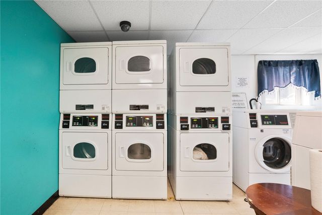 1190 Charles Street 18, North Providence, RI 02904