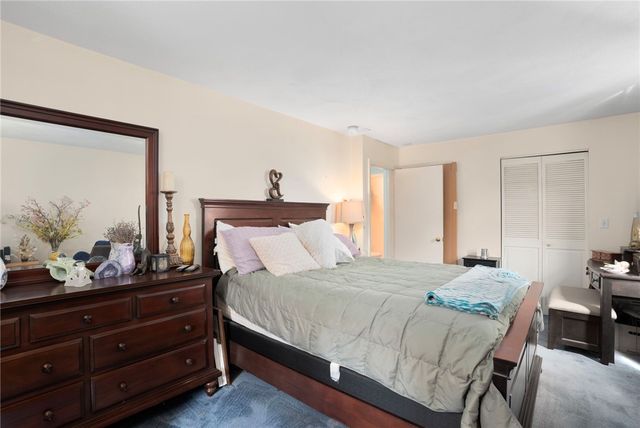 1190 Charles Street 18, North Providence, RI 02904