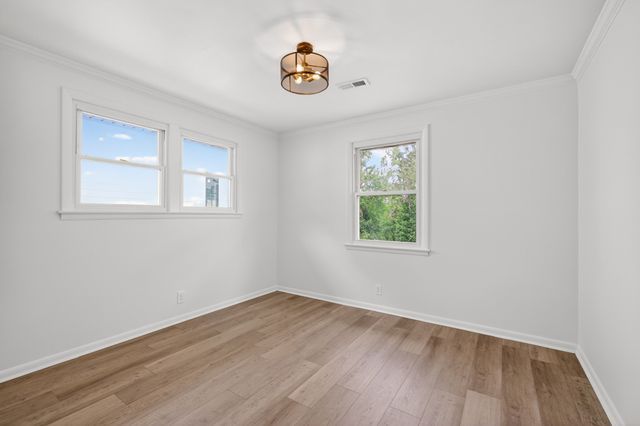 1413 Porter Rd, Nashville, TN 37206