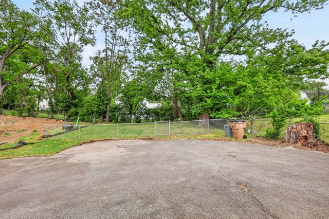 1413 Porter Rd, Nashville, TN 37206