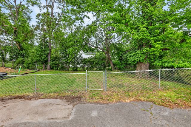 1413 Porter Rd, Nashville, TN 37206