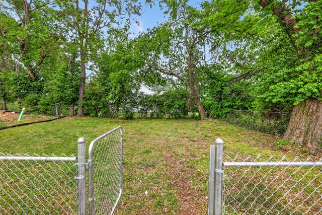 1413 Porter Rd, Nashville, TN 37206