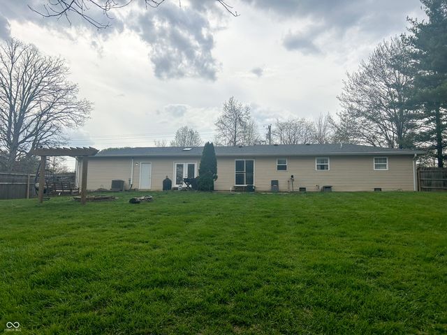 5275 Wilbur Road, Martinsville, IN 46151