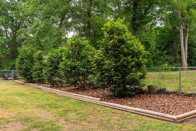 20 Foxhound Court, Benson, NC 27504