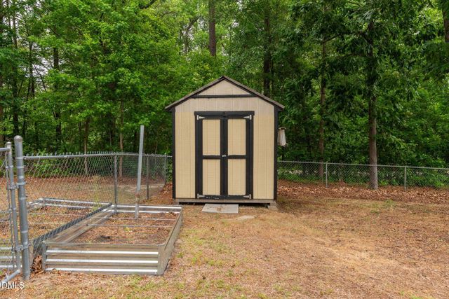 20 Foxhound Court, Benson, NC 27504