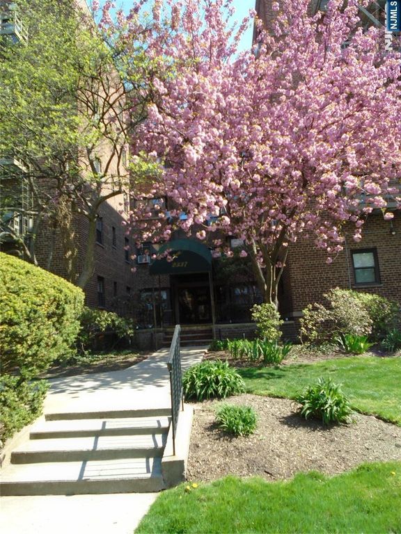 2337 Hudson B15, Fort Lee, NJ 07024