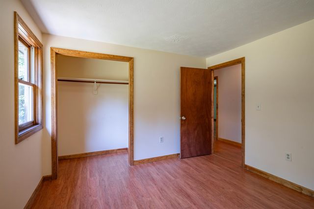 41 Lund Drive, Hudson, NH 03051