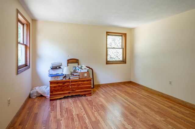 41 Lund Drive, Hudson, NH 03051