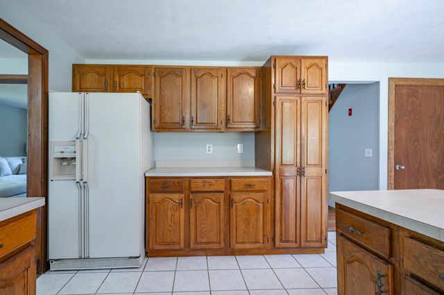 41 Lund Drive, Hudson, NH 03051