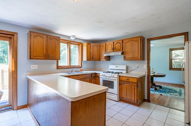 41 Lund Drive, Hudson, NH 03051
