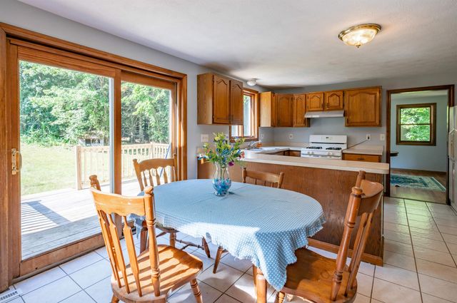 41 Lund Drive, Hudson, NH 03051