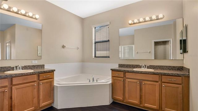 533 WOODS LANDING DRIVE, Minneola, FL 34715