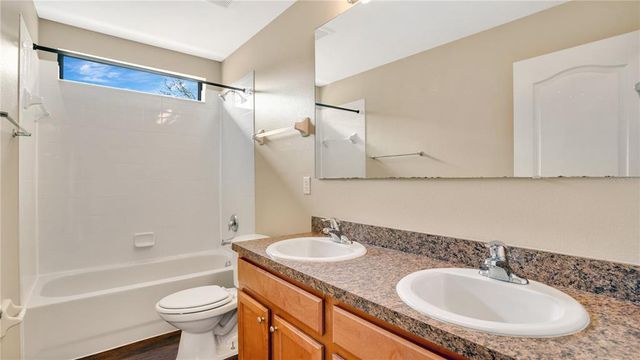 533 WOODS LANDING DRIVE, Minneola, FL 34715