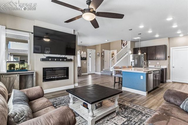 1747 Peak Prairie Lane, Monument, CO 80132