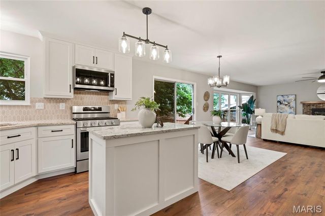 540 Gentle Breeze Drive, St Peters, MO 63376