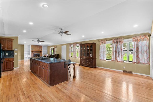 812 W Fort Street, Chatsworth, GA 30705