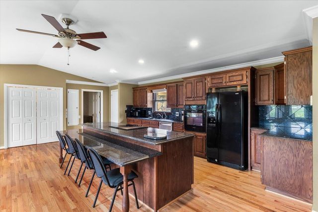 812 W Fort Street, Chatsworth, GA 30705