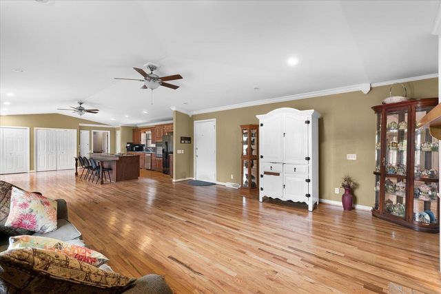 812 W Fort Street, Chatsworth, GA 30705
