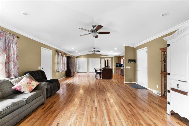 812 W Fort Street, Chatsworth, GA 30705
