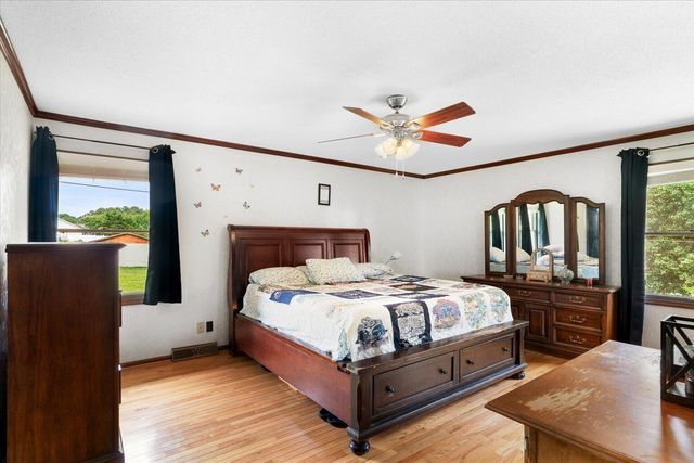 812 W Fort Street, Chatsworth, GA 30705