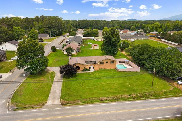 812 W Fort Street, Chatsworth, GA 30705