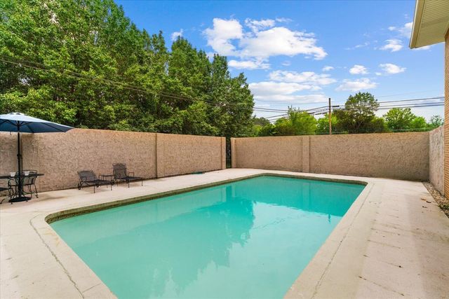 812 W Fort Street, Chatsworth, GA 30705