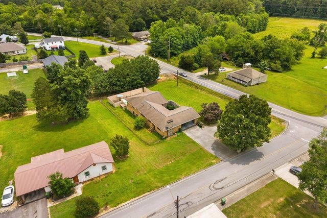 812 W Fort Street, Chatsworth, GA 30705