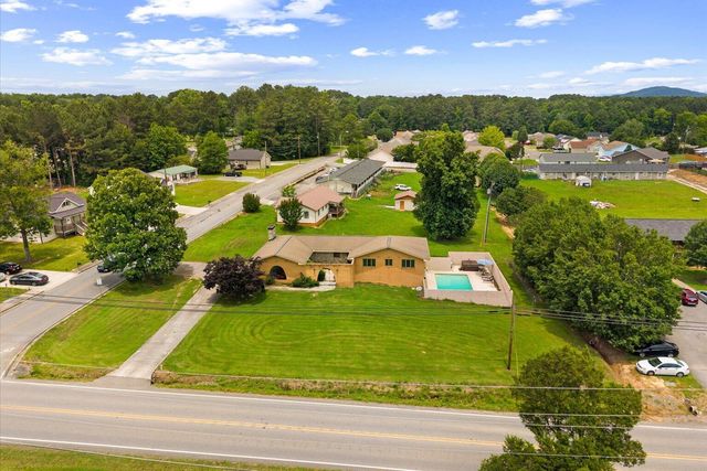 812 W Fort Street, Chatsworth, GA 30705