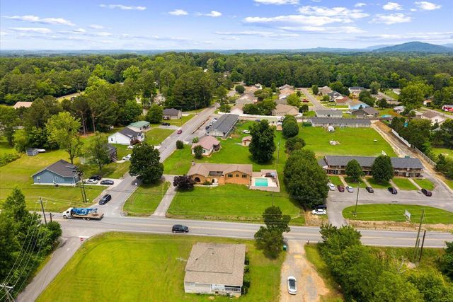 812 W Fort Street, Chatsworth, GA 30705