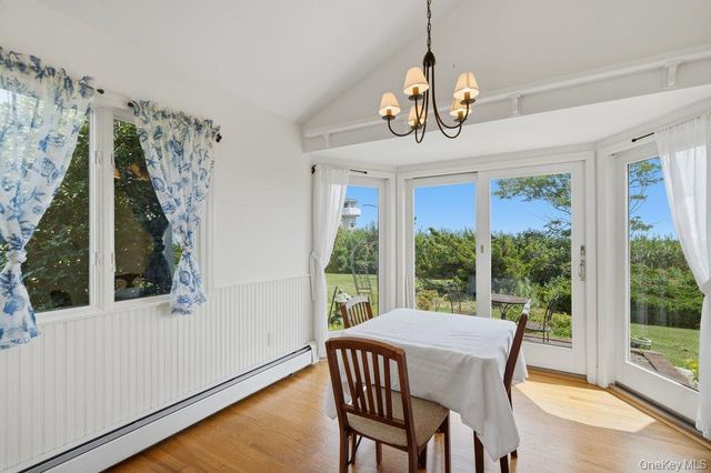 282 Belvedere Drive, Oakdale, NY 11769