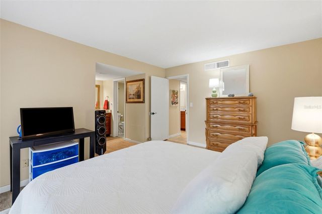 2508 SW 14TH DRIVE 216, Gainesville, FL 32608
