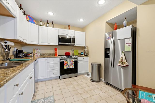 2508 SW 14TH DRIVE 216, Gainesville, FL 32608
