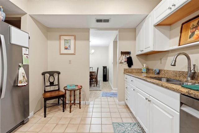 2508 SW 14TH DRIVE 216, Gainesville, FL 32608