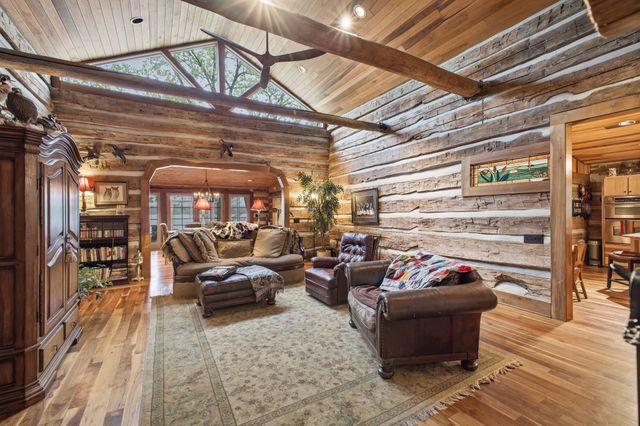 1004 Mill Pond Road, Mount Pleasant, TN 38474