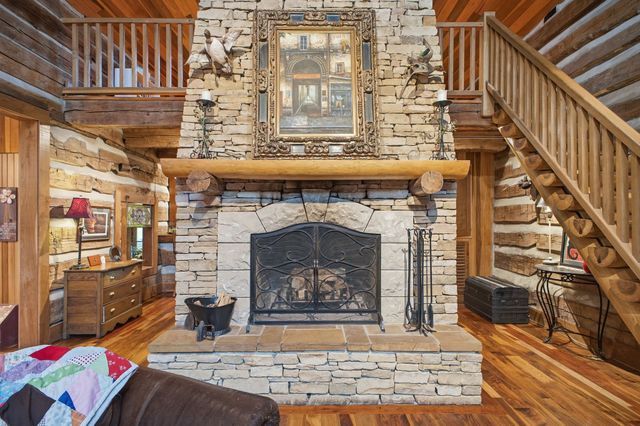 1004 Mill Pond Road, Mount Pleasant, TN 38474